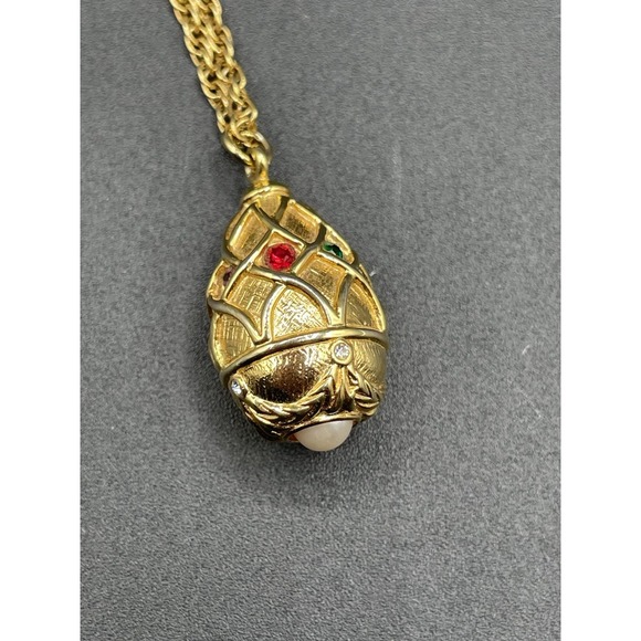 Joan Rivers Multi Color Jeweled Egg‎ Pendant Pearl Necklace  Gold Tone 28" - Picture 2 of 7